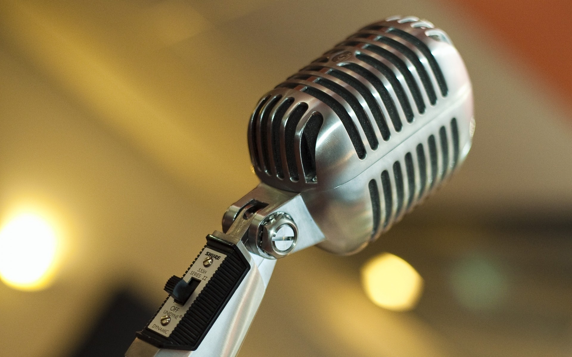 muzyka dźwięk karaoke nagrywanie fonografu mikrofon sprzęt technologia elektronika głos pop rozmycie instrument chrom elektryczność klasyczny koncert