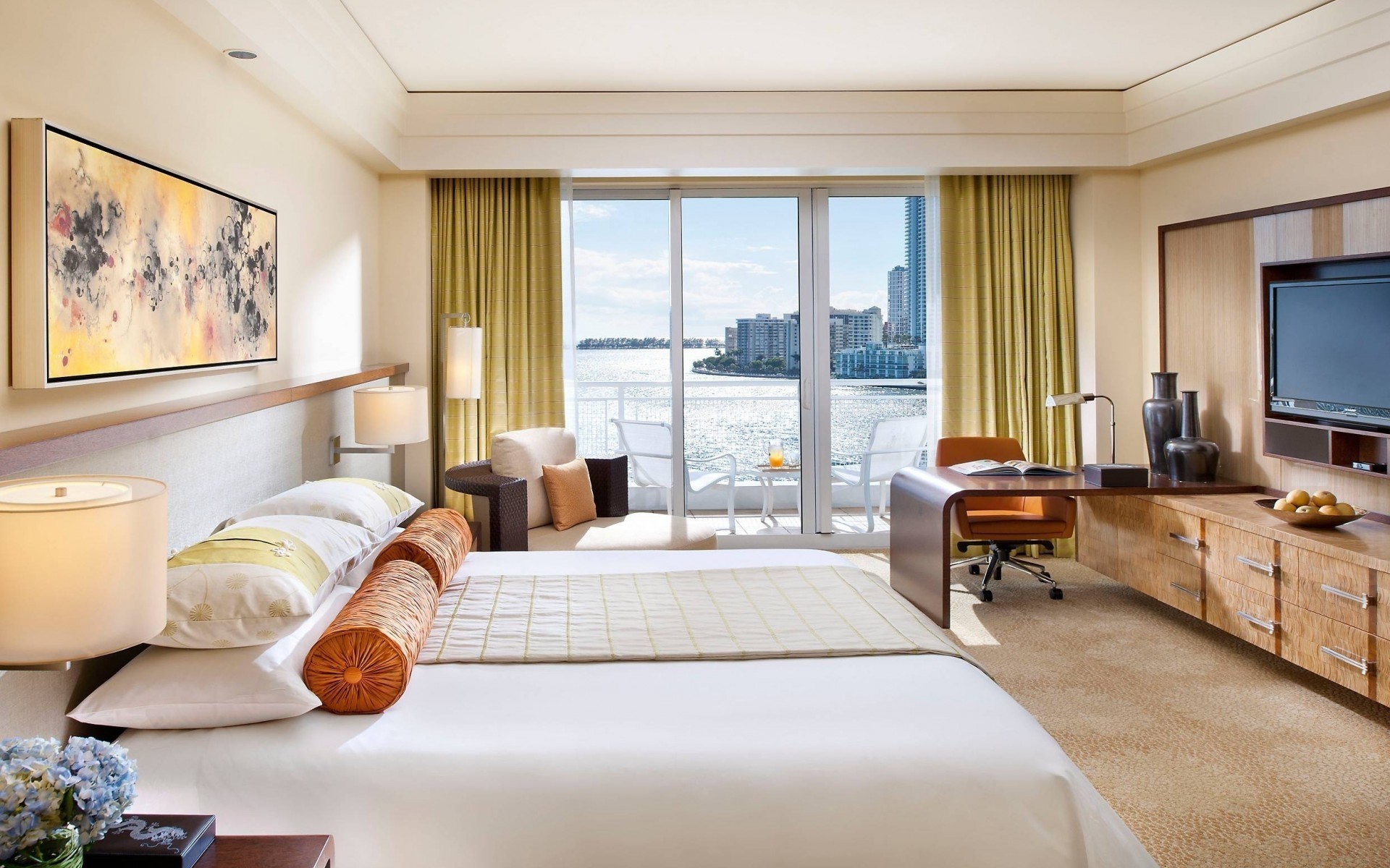 meble pokój sypialnia kryty łóżko lampa okno projektowanie wnętrz stół poduszka miejsce dom apartament hotel luksusowy nowoczesny podłoga dywan dom krzesło pokój hotelowy projekt pokoju