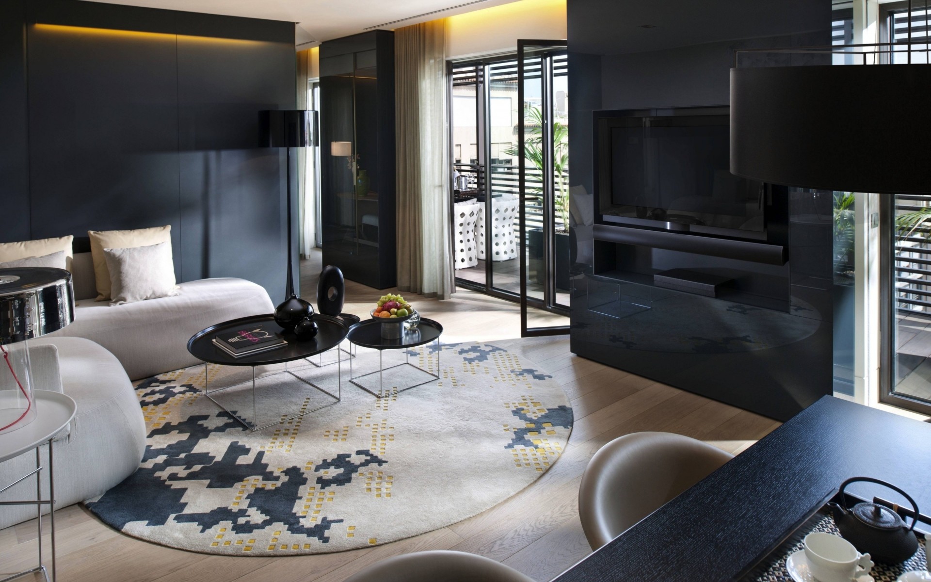 meble pokój kryty aranżacja wnętrz stół miejsce krzesło dom okno nowoczesny dywan podłoga luksusowy dom apartament lampa sofa rodzina lustro projekt domu