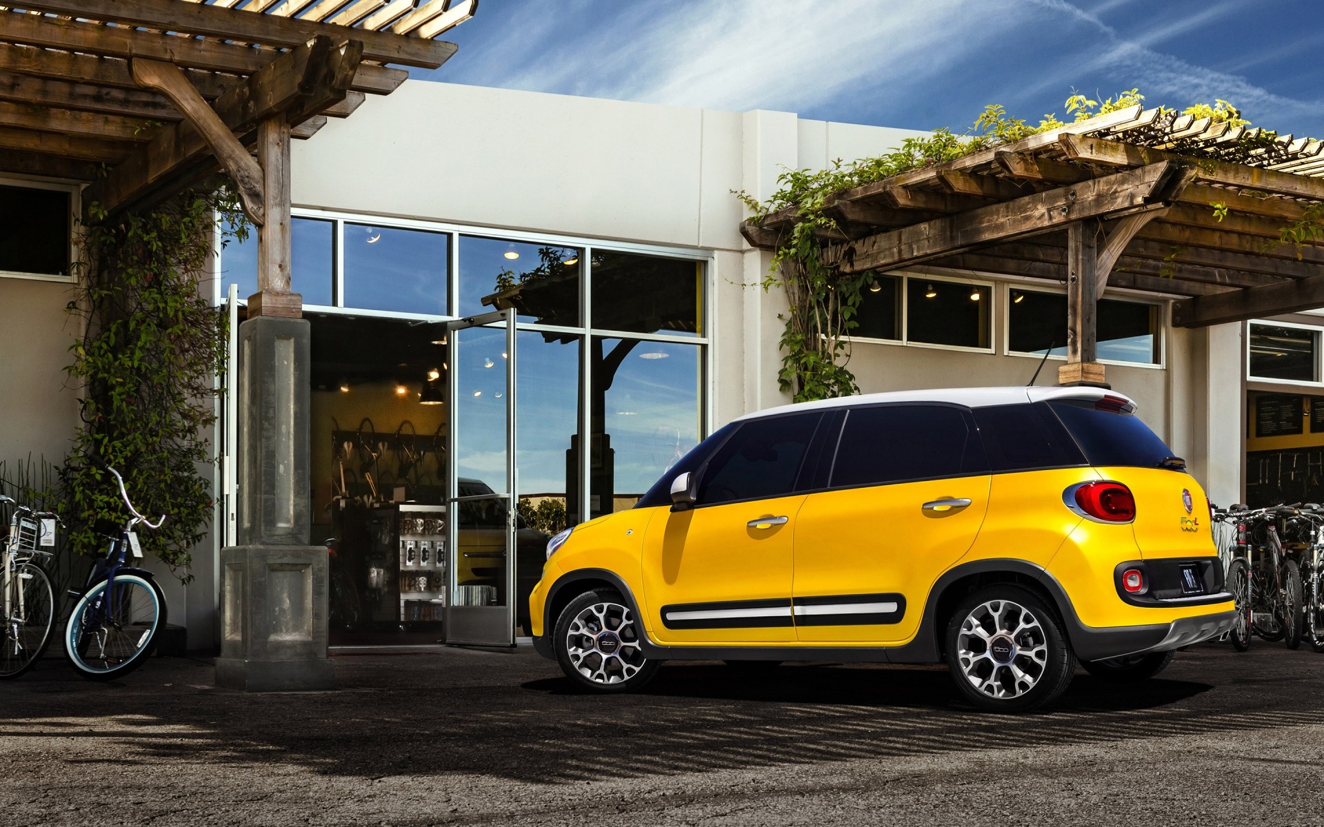 samochód fiat pojazd system transportu droga ulica koła ruch chodnik podróż miasto napęd szybki samochód klasyczny fiat 500l