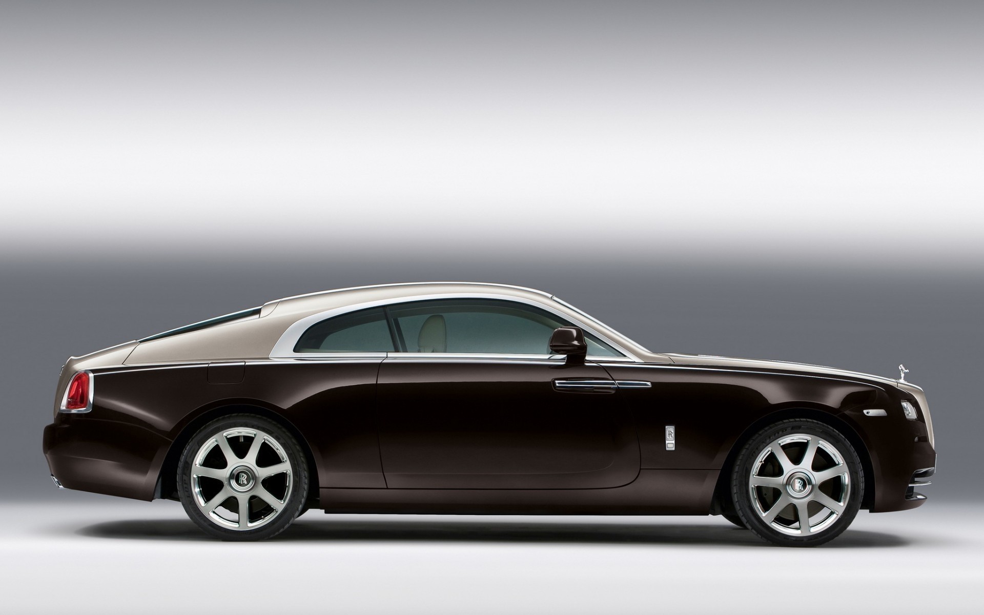 rolls royce samochód samochód motoryzacja koła coupe czarnuszka szybko południe chodnik pospiesz się asfalt system transportu sedan maska dysk rolls-royce rafe muscle cars luksusowe samochody limuzyna