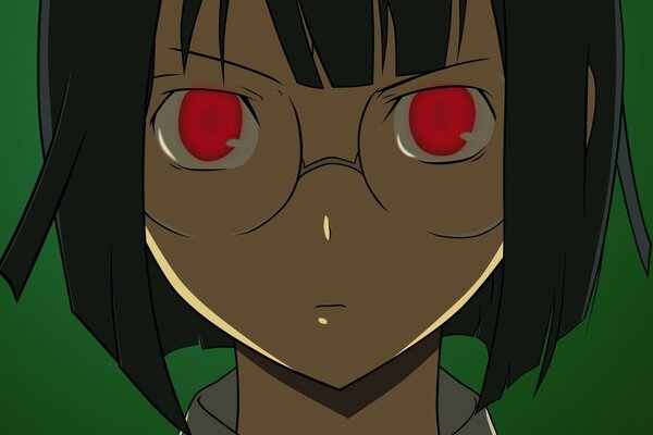 Rysunek dziewczyna anime z dużymi czerwonymi oczami na zielonym tle