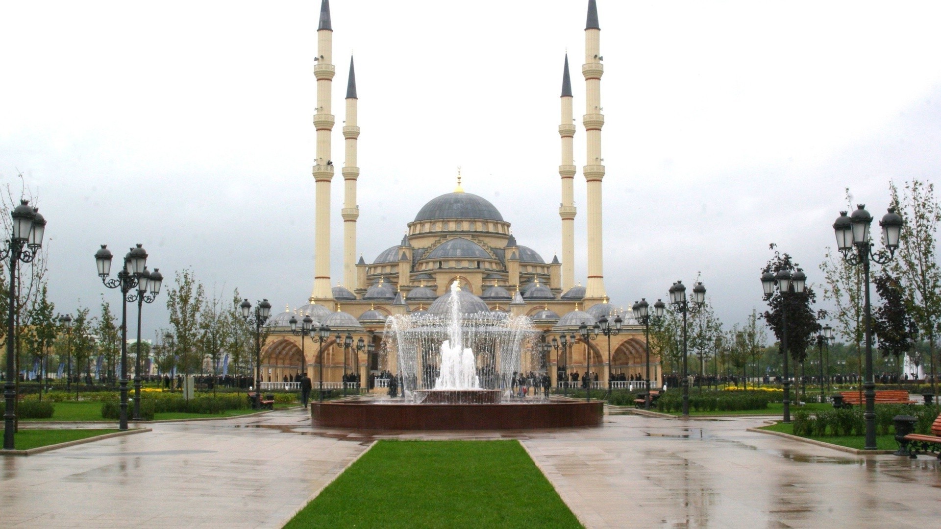 miasta i architektura minaret architektura religia dom kopuła podróże niebo pomnik na zewnątrz muzeum turystyka punkt orientacyjny miasto ottoman świątynia religijne