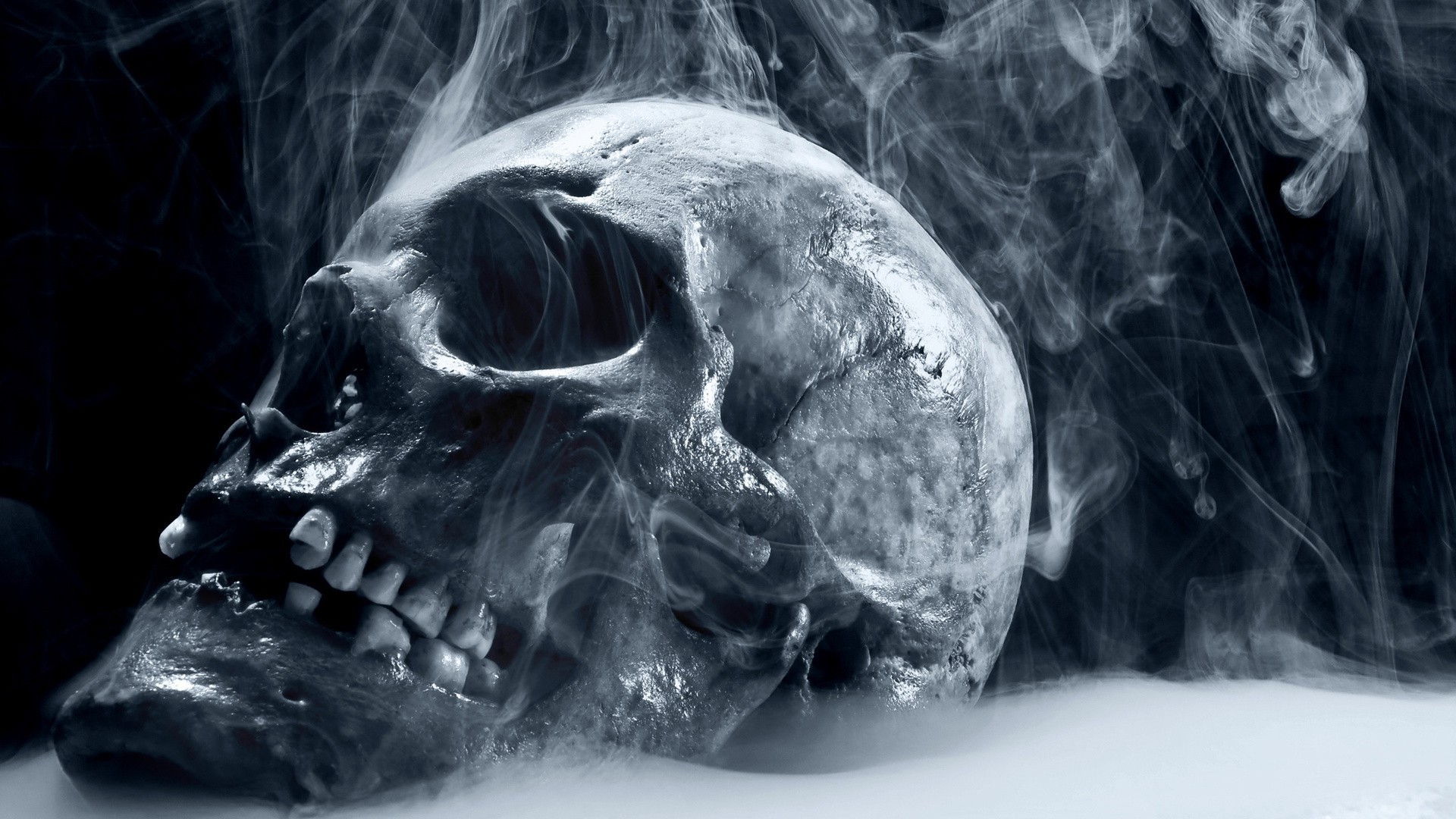 niebezpieczeństwo sztuka halloween czaszka horror