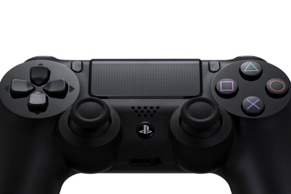 Matowy joystick na śnieżnobiałym tle