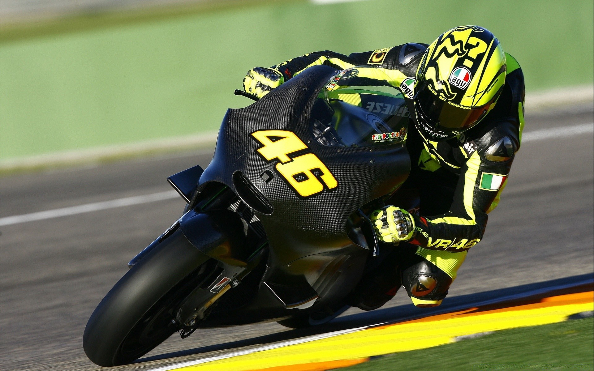 sport wyścigi tor konkurs mistrzostwa samochód pospiesz się rower racer akcja dysk szybki sport samochodowy